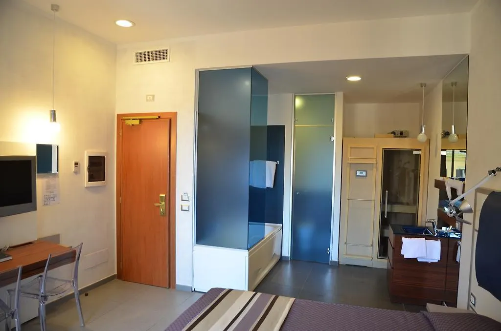 רומא Hotel California איטליה